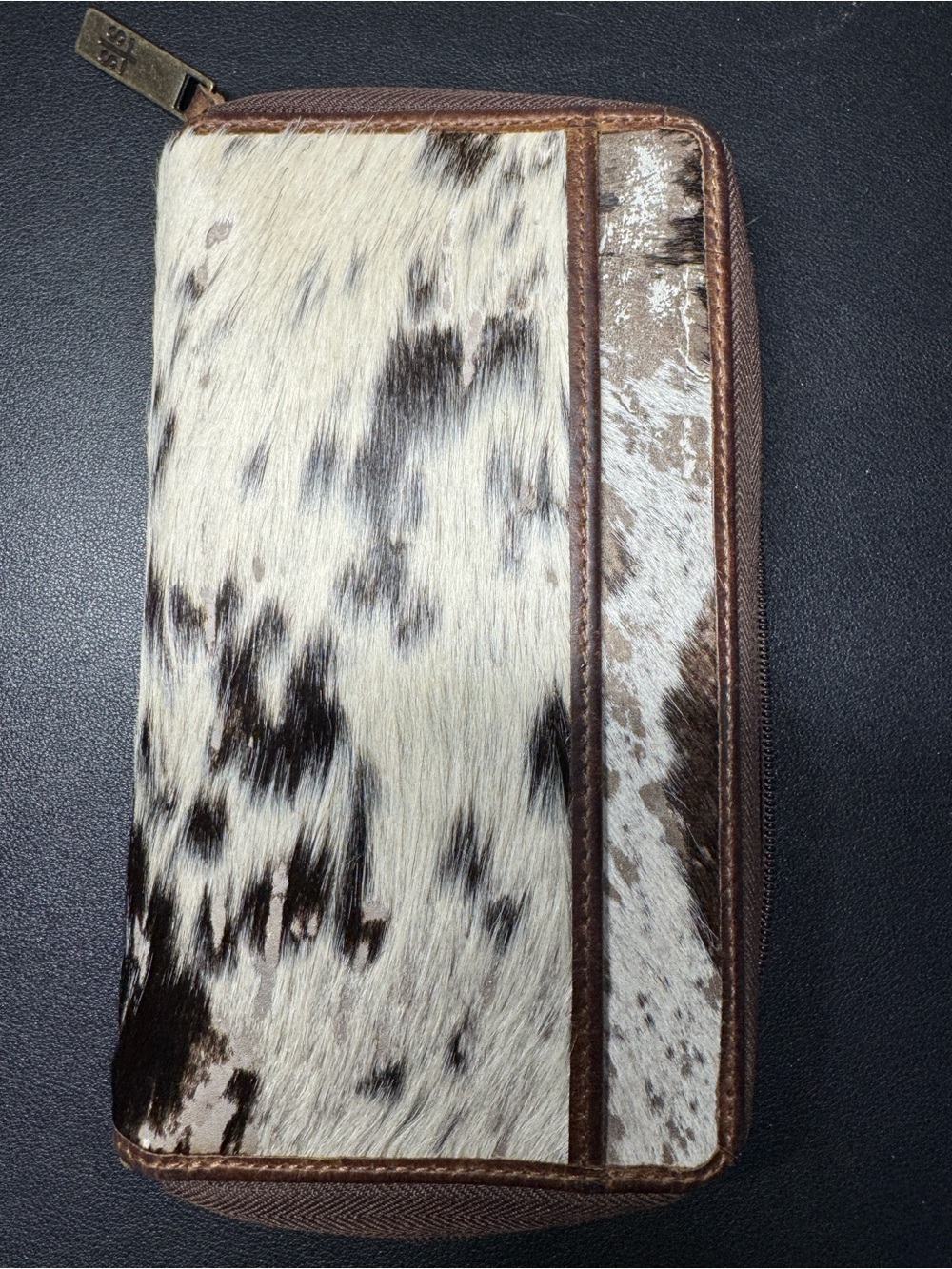 STS Ranchwear Brown & Cream Hair-On Hide Zip-Around Wallet - Picture 4 of 4